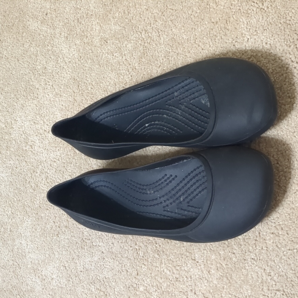 Crocs flats